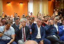 НОВА УПРАВА У ФК ВОЈВОДИНИ?!