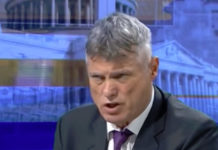 „ОВО ЈЕ БЕЗОБРАЗЛУК!“ Лазански одбрусио америчком професору који уцењује Србију да призна лажну државу Косово! Фото: Youtube printscreen