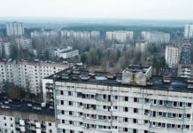 УХВАТИЋЕ ВАС ЈЕЗА КАДА ВИДИТЕ СНИМКЕ ЧЕРНОБИЉА ИЗ ВАЗДУХА: Овде неће моћи да се живи још 20.000 година! (ВИДЕО) Фото: Youtube printscreen