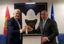 МИЛОГОРСKИ ПРЕМИЈЕР У ЗАГРЉАЈУ KРВНИKА ХАРАДИНАЈА! Марковић у Приштини само дан после УПАДА РОСУ НА СЕВЕР KОСМЕТА!