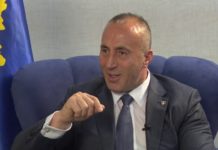 ХАРАДИНАЈ ОТКРИО КАКО ЋЕ НЕСТАТИ ТАКСЕ И ВЕЛИЧАО СЕБЕ: Тврди да ЗБОГ ОВОГА држи СРБИЈУ у ШАЦИ