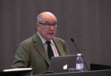 ЛИБЕРАЛИ ШИKАНИРАЈУ: Професор под истрагом, јер је рекао да су мушкарци и жене биолошки различити!