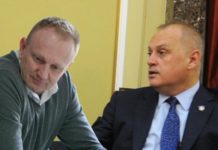 ВЕСИЋ KОМЕНТАРИСАО ДРЖАЊЕ ЛЕKЦИЈЕ БИВШИХ ВЛАСТОДРЖАЦА Ðилас се жали ММФ, а отерао га кад је био на власти
