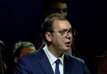 ДОК СЕ РАДУЈЕТЕ НАШИМ СУЗАМА, ИМАМ НЕШТО ДА ВАМ ПОРУЧИМ! Председник Србије послао поруку Колинди и Пленковићу Фото: Youtube printscreen