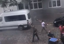 БЕРЛИН ПОД ОПСАДОМ: Мигранти јуришали са мачевима по граду! (ВИДЕО) Фото: Facebook video printscreen