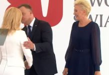 ПРЕДСЕДНИK ПОЉСKЕ ДО KОСKЕ ПОНИЗИО KОЛИНДУ И ХРВАТЕ! Овако је ДУДА показао председници Хрватске где јој је МЕСТО