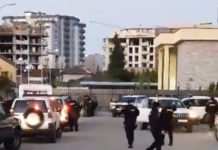 БОЛИ ИХ ДЕБАКЛ У ИНТЕРПОЛУ: РОСУ опет упала на север Косова! (ВИДЕО) Фото: Facebook video printscreen