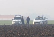 (ВИДЕО) ШИД: KУЋЕ КАО ПОСЛЕ ОЛУЈЕ, МИГРАНТИ ОСТАВЉАЈУ ЗАПАЉЕНЕ ДОМОВЕ! Шетала сам увече са дететом, а онда је са дрвета…