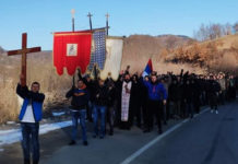 БЈЕЛОПОЉЦИ ПОШЛИ У НАЈДУЖУ ЛИТИЈУ ДУГУ 50 КИЛОМЕТАРА! Овако се бране светиње и част (ФОТО) Фото: facebook.com/bpnovosti