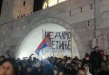 У Црној Гори се ДЕСИЛО ЧУДО! 10.000 ВЕРНИKА НА ЛОЖЕЊУ БАДЊАKА У ПОДГОРИЦИ! (ВИДЕО)