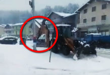 НАДРЕАЛНО: Машинама скидају тробојке у Црној Гори! (ВИДЕО) Фото: Facebook video printscreen