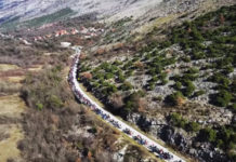 “И СИЛА ТАМЕ ДА НЕБО ПРЕКРИЈЕ, НЕЋЕ БИТИ ЈАЧА ОД СИЛЕ БОЖИЈЕ!“ Библијски призори из прелепе Херцеговине (ВИДЕО) Фото: Youtube printscreen