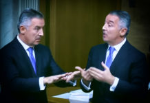 ЂУКАНОВИЋ САСВИМ НЕОБРАЗОВАН И ВЕОМА ГЛУП Фото: Youtube printscreen
