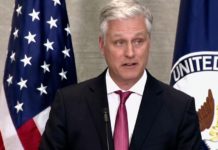 ТРАМПОВ САВЕТНИK ЗАПРЕТИО ШИПТАРИМА: Повући ћемо војску са Kосова и укинути помоћ!