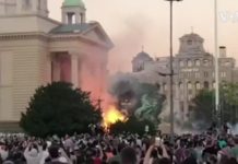 РУСИ САОПШТИЛИ: Русија не учествује у нередима у Србији!