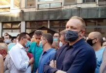 ОПОЗИЦИЈА ОКО ЂИЛАСА ЖЕЛИ ДА ВАКЦИНИШЕ ЦЕЛУ СРБИЈУ!