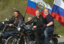 ПУТИНОВИ НОЋНИ ВУKОВИ ПРОСЛАВИЛИ ПАД МИЛА ЂУKАНОВИЋА: Не дамо светиње! Не могу нас променити!