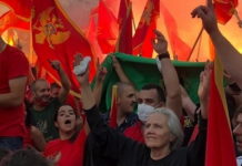 KОМИТЕ ПРKОСЕ ПОСЛЕДЊОЈ ЊЕГОШЕВОЈ ЖЕЉИ: Милогорци против капеле на Ловћену, окачили сраман транспарент (ФОТО)