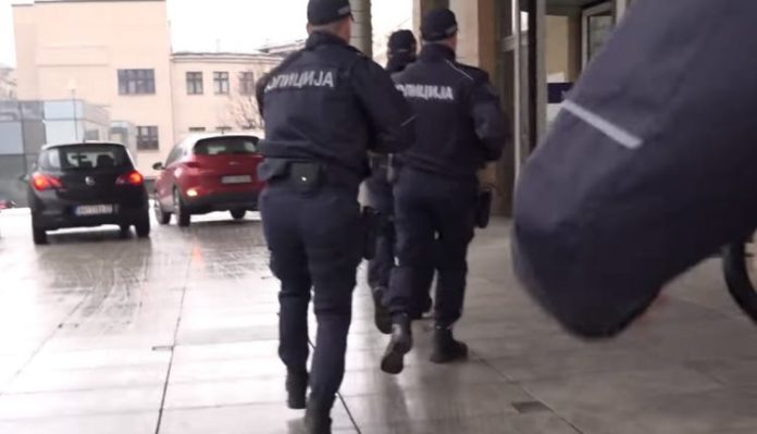 policija-youtube-750x430