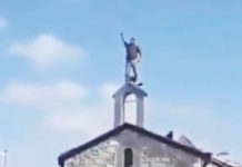 ДА ЛИ ВАС ПОДСЕЋА НА НЕШТО? Појавили су се снимци скрнављења православних светиња од стране азербејџанских војника у Нагорно Карабаху! (ВИДЕО) Фото: Twitter video printscreen