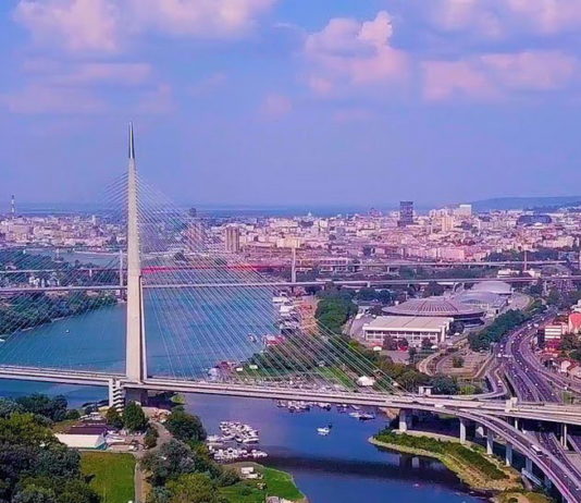 ЊУЈОРЧАНИ ОД КОРОНЕ БЕЖЕ У БЕОГРАД! Ево шта мисле о нама и нашој земљи