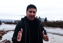 “ПУСТОШ, ЦИГЛЕ, ШУТ…“ Владислав Дајковић послао поруку са рушевина угашене фабрике „Радоје Дакић” (ВИДЕО) Фото: Facebook video printscreen