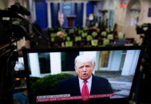 ОГЛАСИО СЕ ТРАМП: Реаговао на одлуку Kонгреса о победи Бајдена!