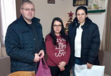 ХУМАНОСТ ПРЕ СВЕГА: Хуманитарна акција Kола жена Српске Деснице Пирот