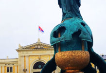 СВЕ ЈЕ СПРЕМНО ЗА СВЕЧАНО ОТВАРАЊЕ НА САВИНДАН! Завршена реконструкција Савског трга Фото: Youtube printscreen