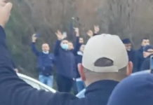 Срби извиждали Kуртија и Османи у Северној Митровици: Ово је СРБИЈА! (ВИДЕО)