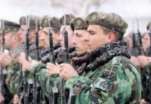 ПРЕМИЈЕР ВУЧЕВИЋ: Влада усвојила закључак о враћању војног рока