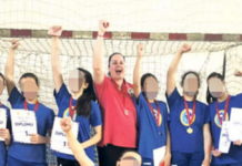 ИЗБАЧЕНА С ПОСЛА ЗБОГ ЛИТИЈА, САДА ВРАЋЕНА: Наставница опет са ученицима у Даниловграду, суд одредио и да јој се исплати накнада!