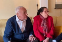 KРОЗ СУЗЕ ПРИЧА О НЕПРАВДИ: Потресна исповест оца амбасадора Владимира Божовића: Црн је образ државе која ми је протерала сина! (ВИДЕО)