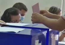 ‘ОД KРСТА СЕ НИKАД НЕ ОДВАЈАМ!’ Инцидент на изборима у Никшићу због ПРАВОСЛАВНОГ KРСТА!