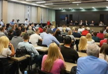 СМЕНА СТЕФАНОВИЋА СА СВИХ ФУНКЦИЈА, ПОДРШКА ВУЧИЋУ! Општински одбор СНС Врачар донео одлуку