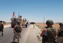 РУСКА ВОЈСКА СТАЛА ПРЕД АМЕРИКАНЦЕ У СИРИЈИ: Блокирали им конвој, срели се очи у очи (ВИДЕО)