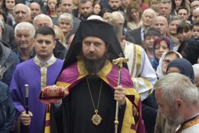 episkop-sergije-01-foto-eparhija-bihacko-petrovacka-e1578064056957-374x250