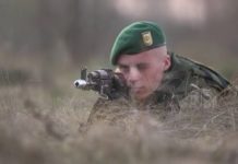 ПОЧЕЛО ЈЕ? Украјински граничнари нападнути на граници са Русијом, ОДУЗЕТЕ ИМ ПУШКЕ