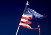 АМЕРИЧКИ МЕДИЈИ: Слом Америке може се претворити у ВЕЛИКИ РАТ