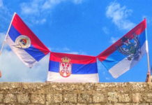 ОД БЕРАНА ПА ДО МОРА! Широм Црне Горе ИСТАКНУТЕ ТРОБОЈКЕ у част Дана српског јединства! (ФОТО)