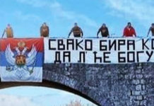 “СВАКО БИРА КОМ ЋЕ ЦАРСТВУ ДА СЕ ПОКЛОНИ!“ Никшићани спремни за долазак патријарха (ФОТО)