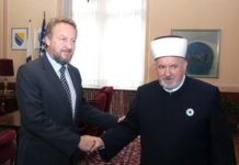 МУСТАФА ЦЕРИЋ ЈЕ СРПСКОГ ПОРЕКЛА, а мрзи и удара на Републику Српску и све српско