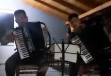 “НЕ ДАМО ПРОФЕСОРА!“ Деца са Космета пружила подршку и запевала за Милоша Ковића (ВИДЕО)
