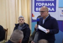 ГОРАН ВЕСИЋ: Много је важније прво очистити снег у Дудовици (ВИДЕО)