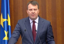 Мировић узвраћа ударац: Незаконита одлука Скупштине Војводине о KЦВ