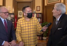 Весић угостио чика Ђолета на његов 90. РОЂЕНДАН! Ево шта му је поклонио и како га је дочекао у кабинету (ВИДЕО)