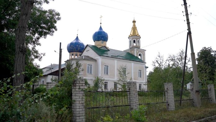 hram petra i pavla