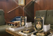 ЦАР НИКОЛАЈ У РУСКОМ ДОМУ (ФОТО)