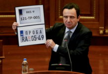 КУРТИ ПОДЛЕГАО ПРИТИСЦИМА! Одложио примену казни: Ово сада МЕЊА ситуацију