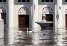 ПОСЛЕ РУШЕЊА БРАНЕ Дњепар гута Нову Каховку, УКРАЈИНСКА ВОЈСКА БЕЖИ СА ОСТРВА НА ДЊЕПРУ